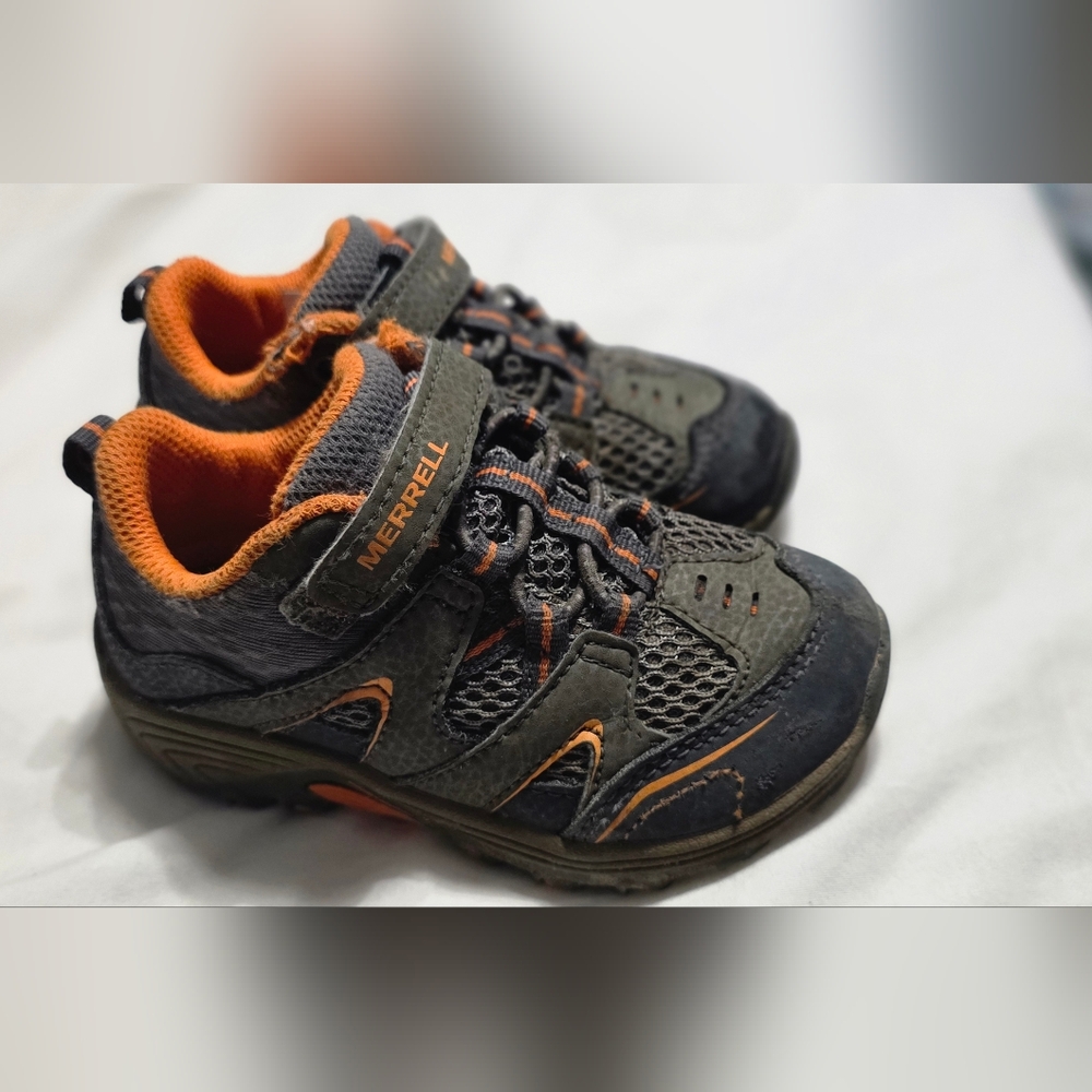 Merrell Kids' Charcoal and Tangerine Sneakers Size 7 Toddler